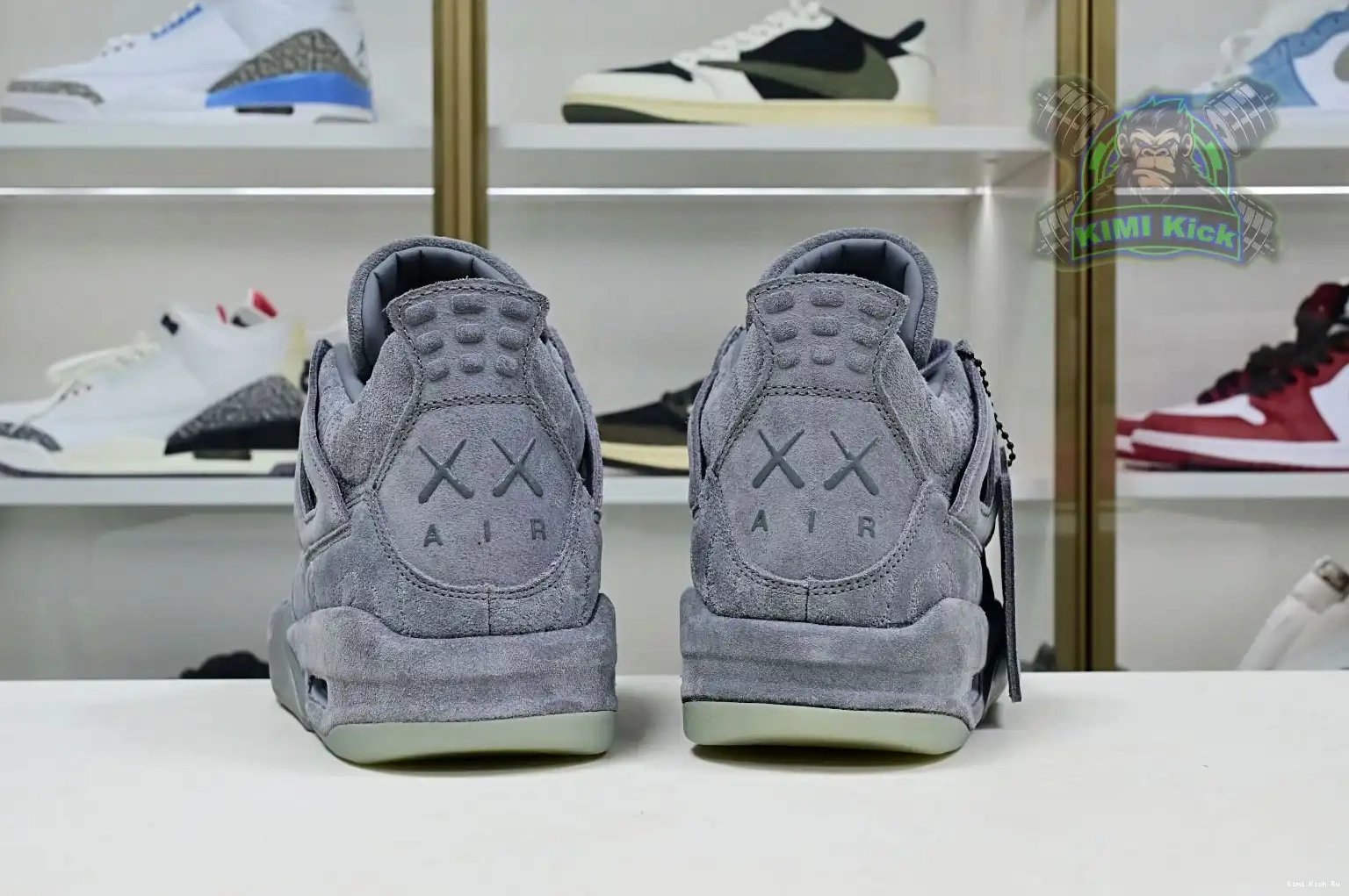 Kimikick retro Jordan kaws Air Jordan 4 0820